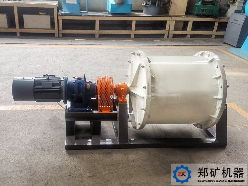 江蘇萬宏光學材料有限公司實驗陶瓷球磨機項目